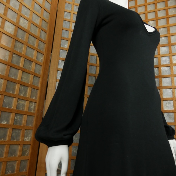 Bebe V-Neck Elastic Cuff Black Dress Size Medium - Picture 4 of 8